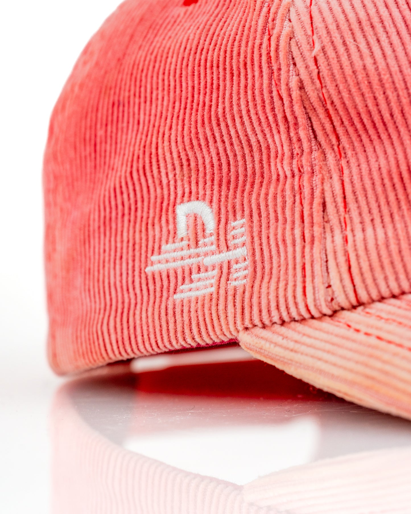 El Béisbol Script Corduroy Snapback - Sun Faded Pink